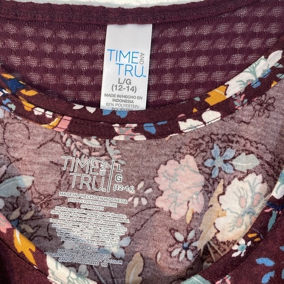 Women's Cardigan - Picture 3 of 8